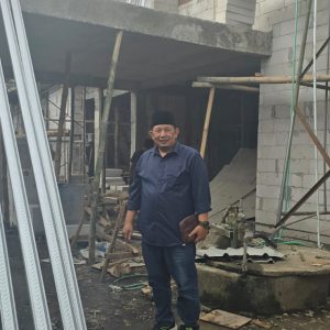 Bendahara DPC PKB Kabupaten Malang H. Ali Mutadlo, S.H Tinjau Langsung Proses Pembangunan Gedung Baru